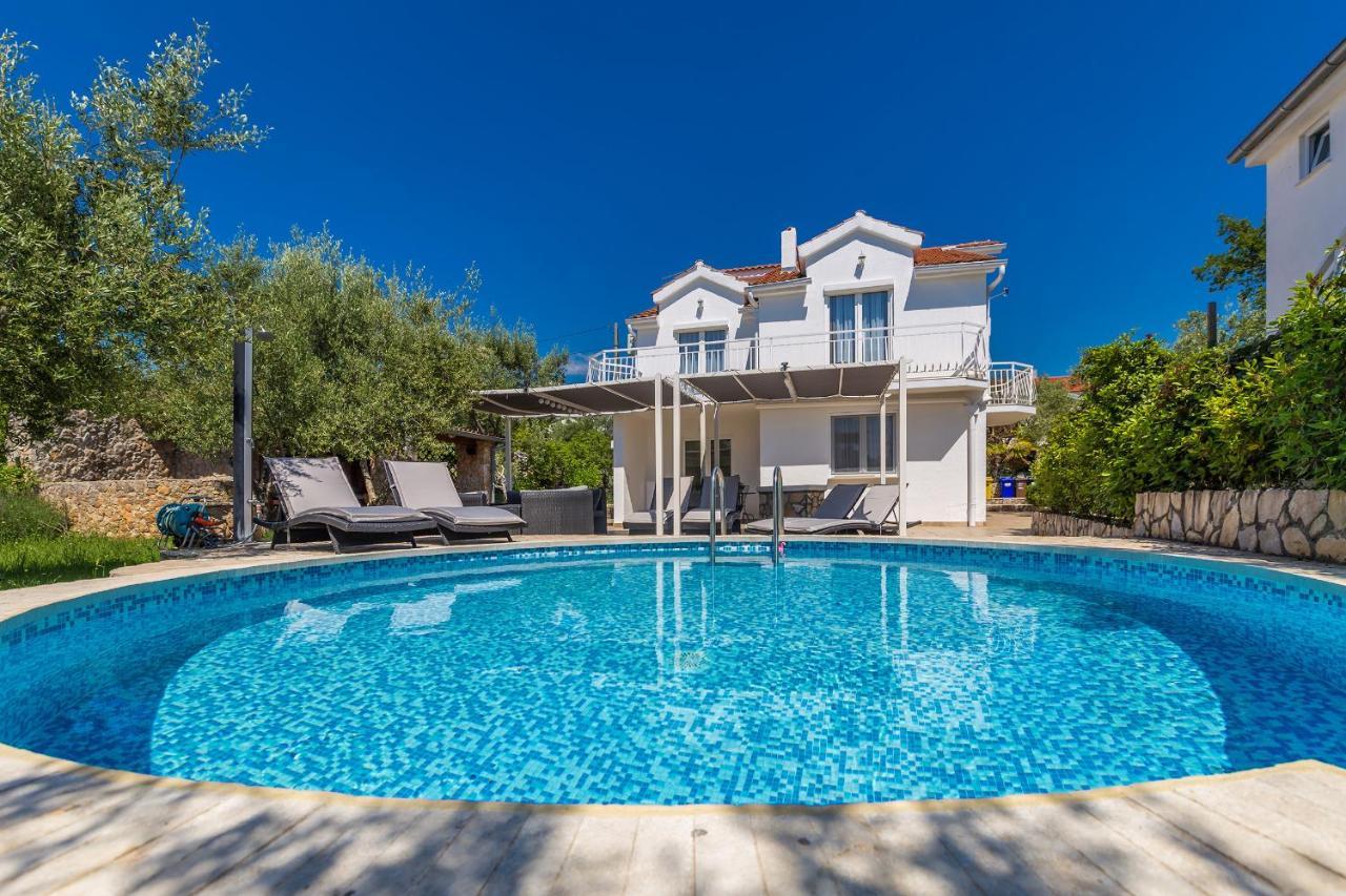 Holiday Home Olive Garden Brzac Ngoại thất bức ảnh